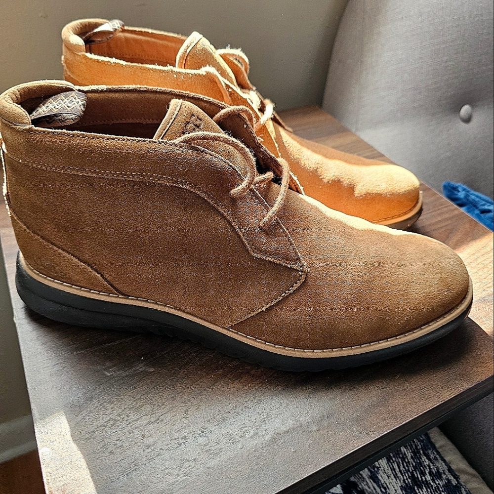 Men's Brown Suede UGG Chukka Boots